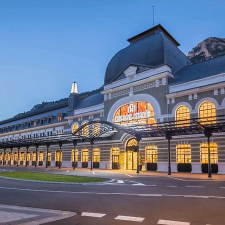 Canfranc Estacion, A Royal Hideaway Hotel - Gran Lujo Exteriör bild